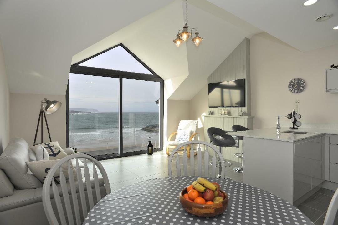 Apartment 10, South Pier, 13-14 Kerr Street, Portrush Luaran gambar
